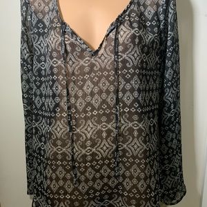 Maurices long sleeve black w/ white pattern blouse